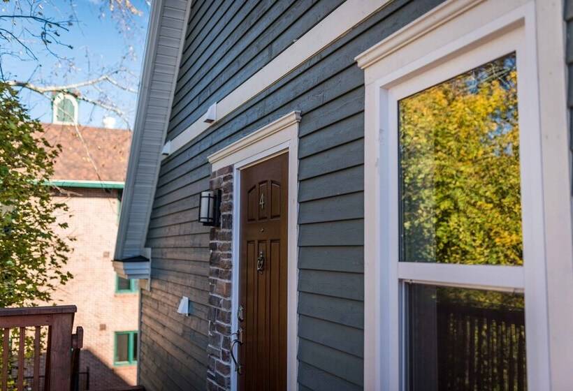 Château Queen By Bower Boutique Hotels