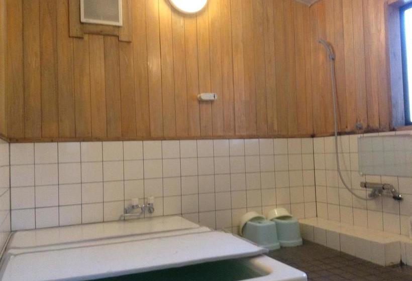 Cottage Inn Logcabin