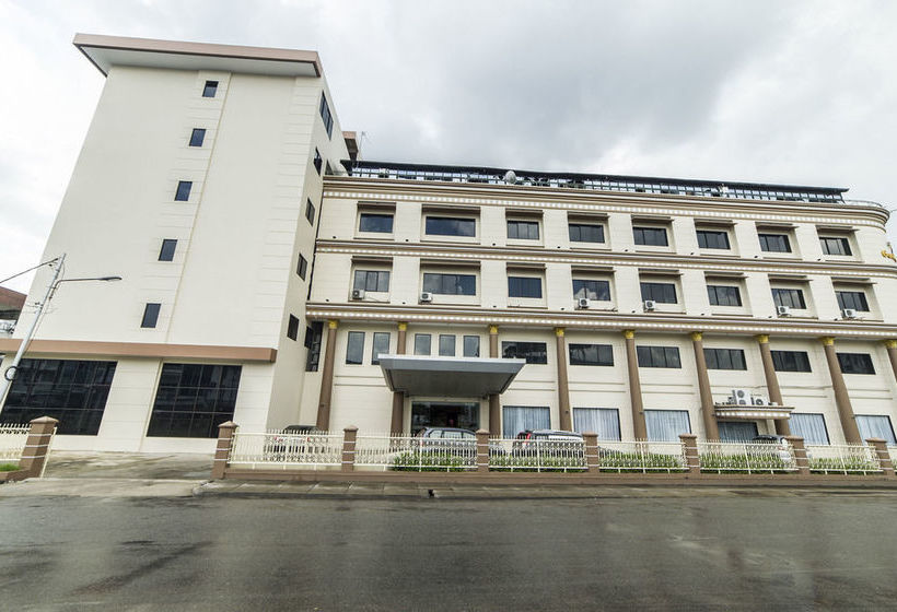 호텔 Garuda  Pontianak