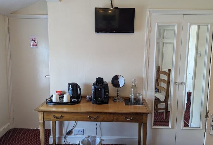 여관 The King S Arms