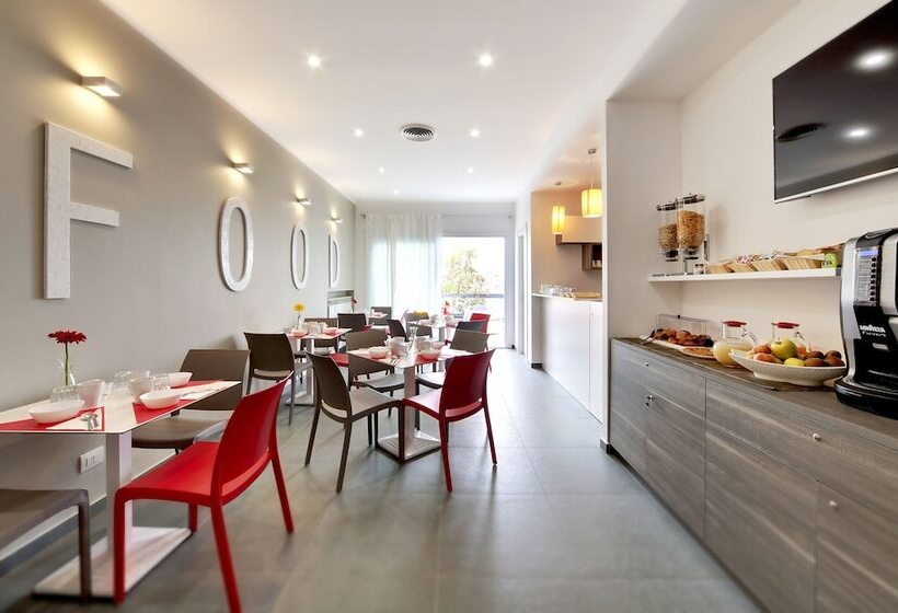 مسافرخانه Residence Dei Viali