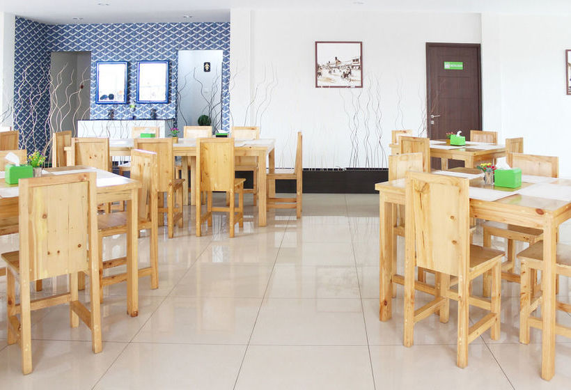 فندق Airy Karamat Bhayangkara 127 Sukabumi