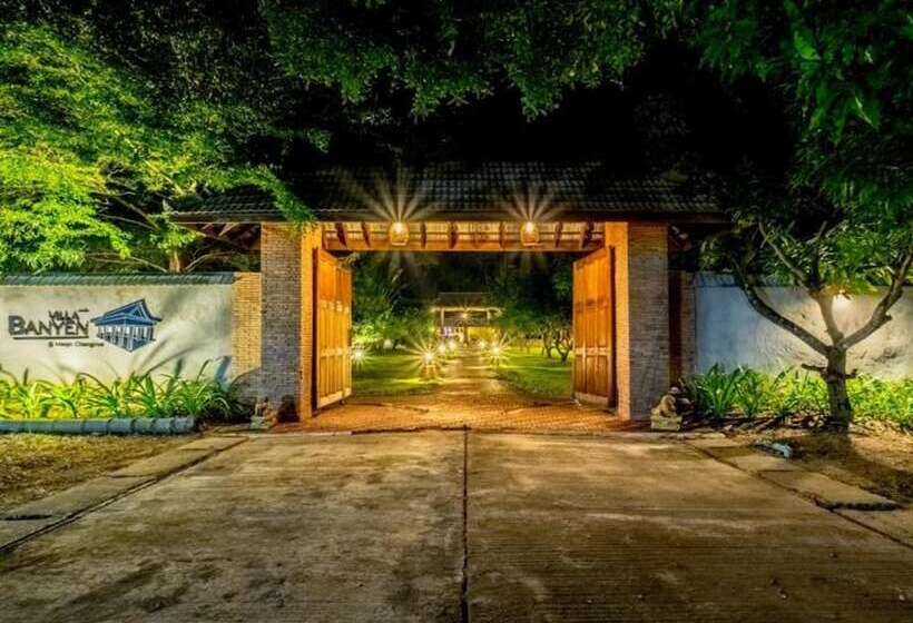 Отель Banyen Villa