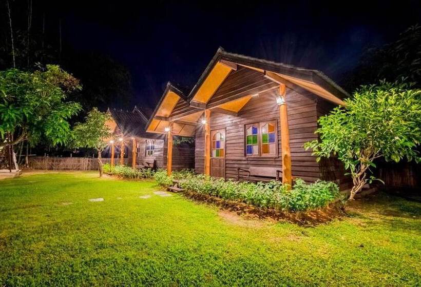 Отель Banyen Villa