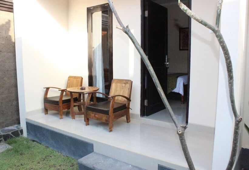 酒店 Blanjong Homestay By Ecommerceloka