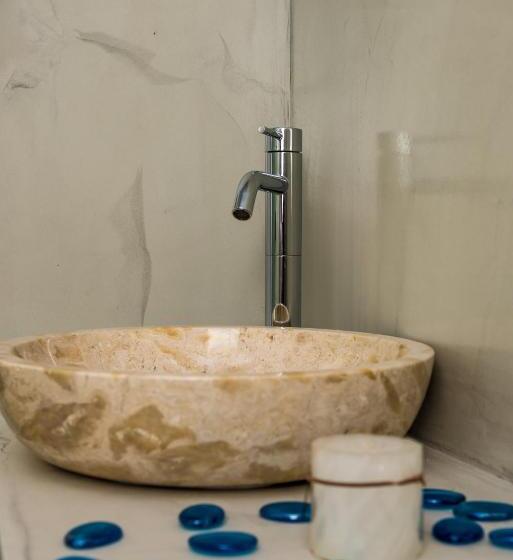 Отель Blue Horizon