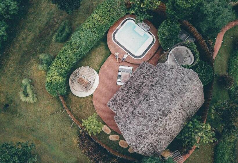 בית מלון כפרי Boribot Pool Resort