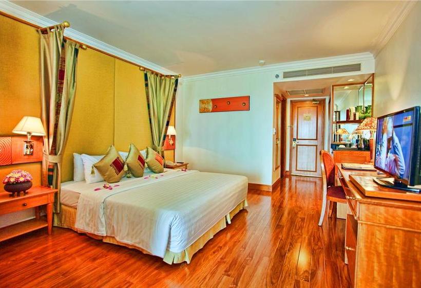 Отель Century Annex