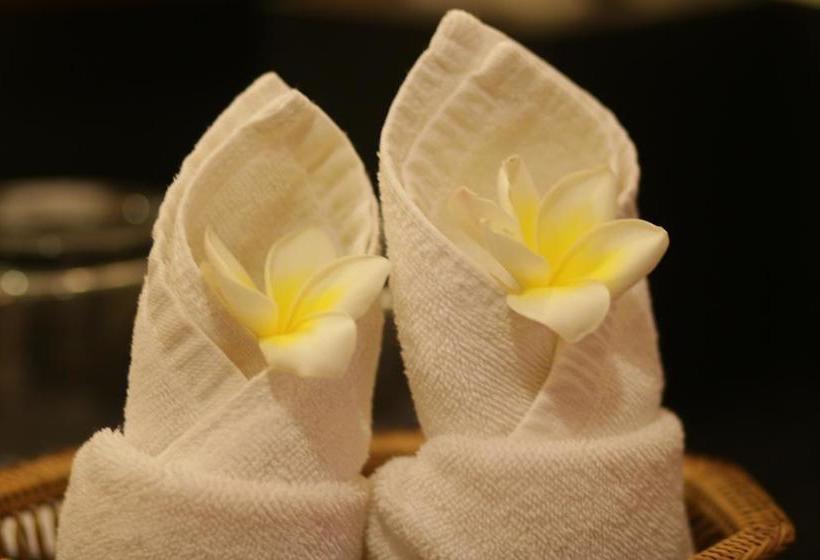 Отель Century Annex