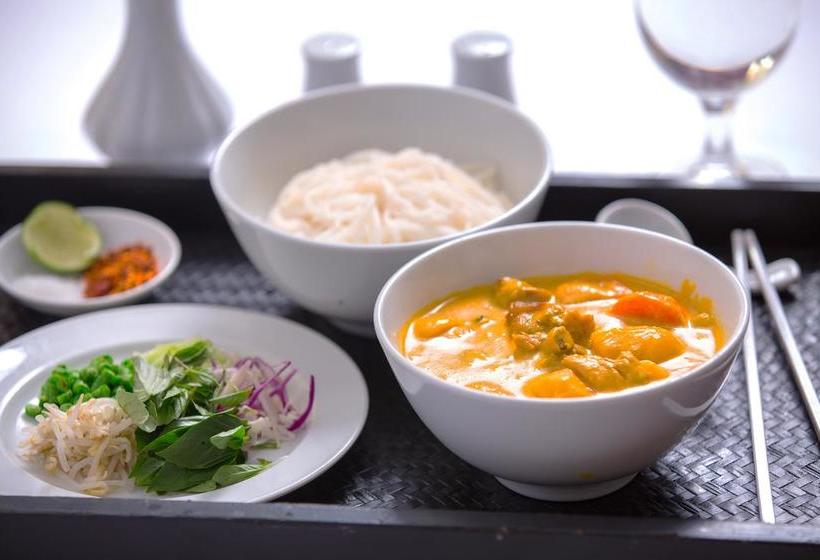 Отель Century Annex