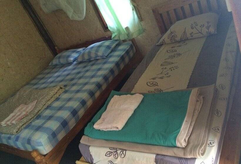 Отель Family Hut Pai