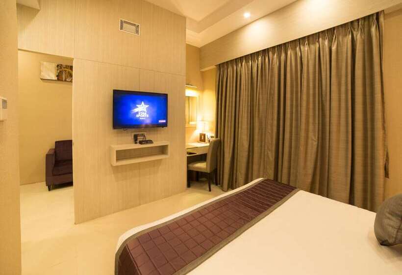 Отель Golden Tulip Salt Lake City Kolkata
