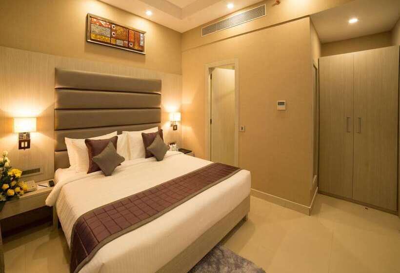 Отель Golden Tulip Salt Lake City Kolkata