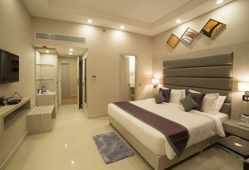 Отель Golden Tulip Salt Lake City Kolkata