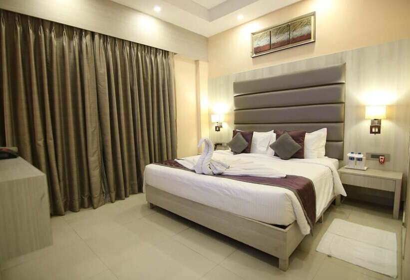 Отель Golden Tulip Salt Lake City Kolkata