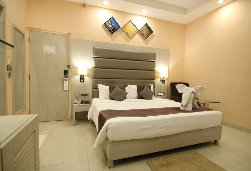 Отель Golden Tulip Salt Lake City Kolkata
