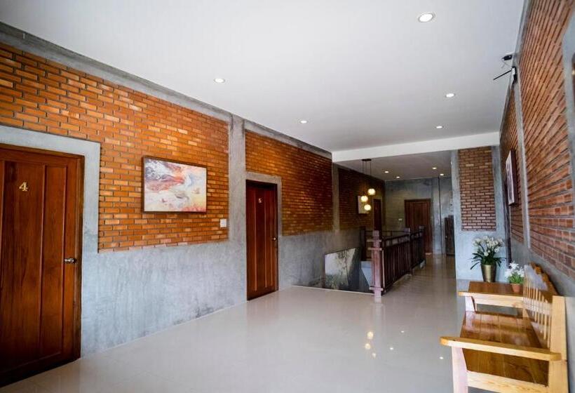 Отель Home Inn Pai Garden