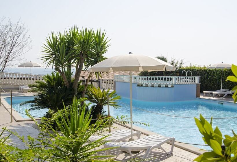 فندق Il Borgo Residence