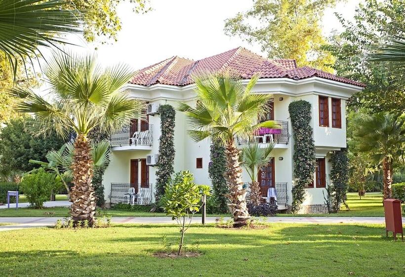 בית מלון כפרי Katrancı Park