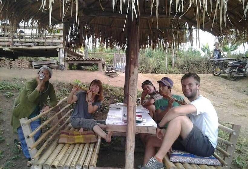 هتل Kk Hut