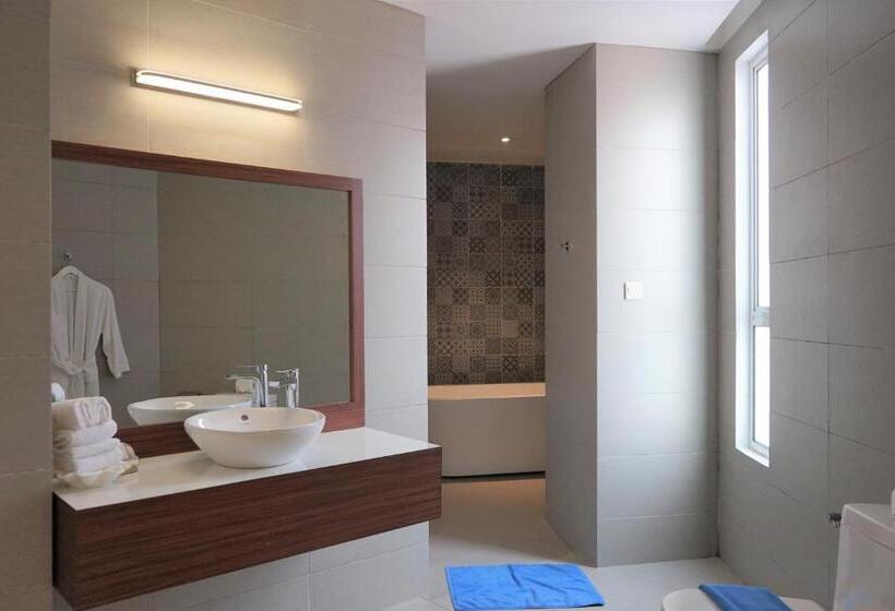 هتل Ramada By Wyndham Langkawi Marina