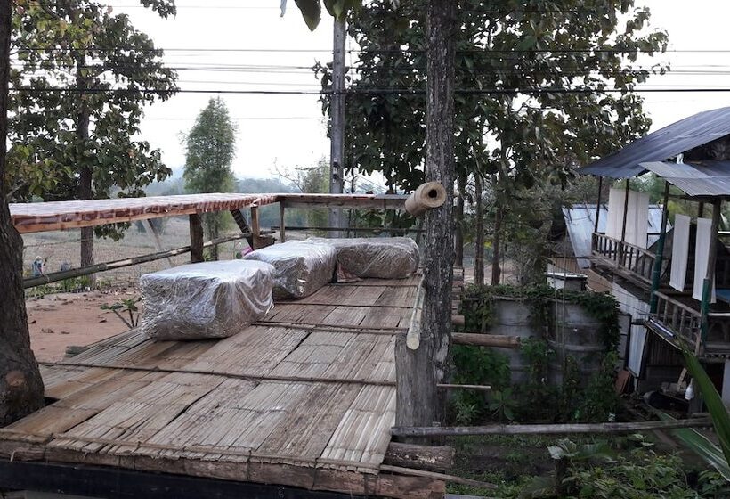 Отель Nusha Homestay