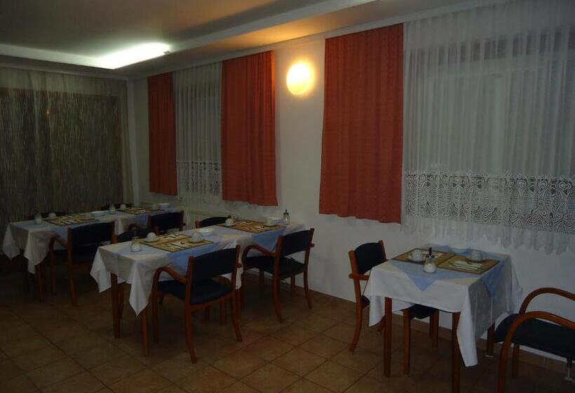 בית מלון כפרי Pansion Antonio