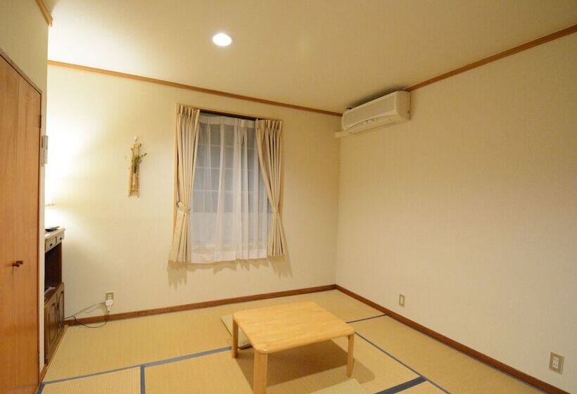 هتل Pension Avenue