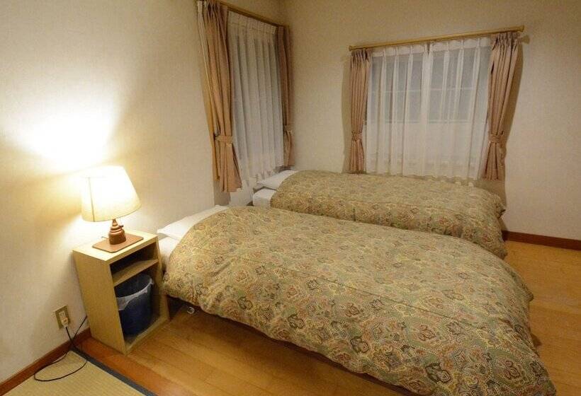 هتل Pension Avenue