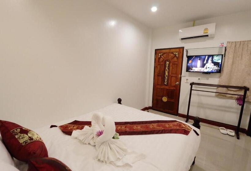 ホテル Bs Airport At Phuket