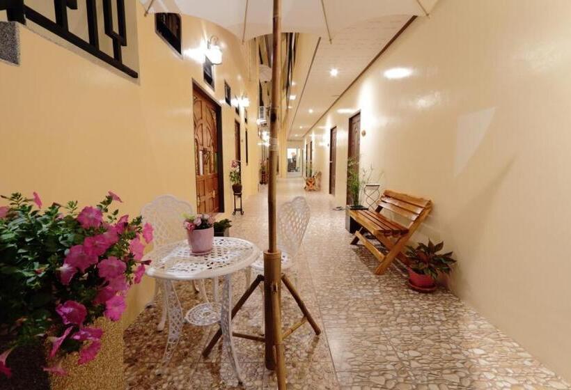 Отель Bs Airport At Phuket