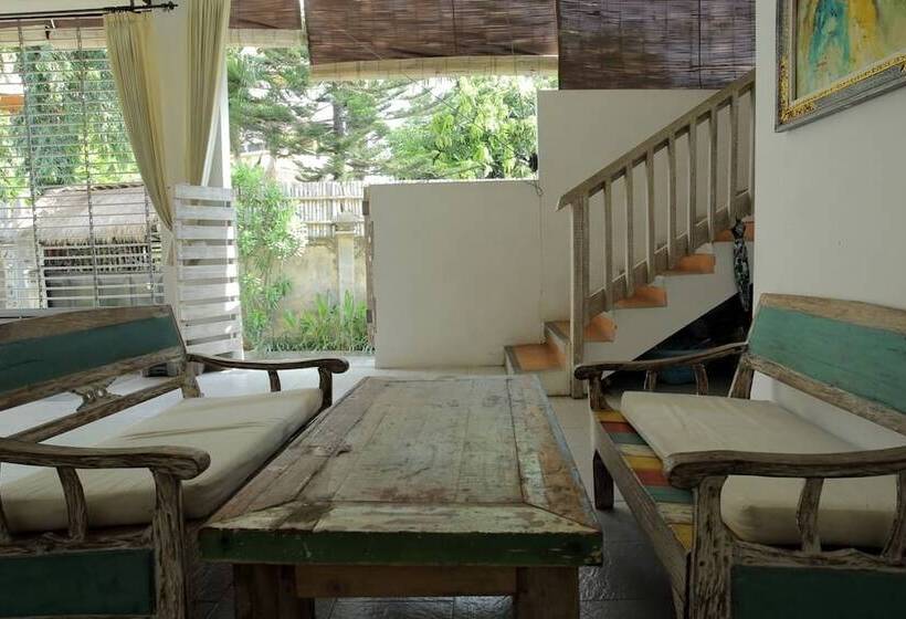 فندق Reddoorz Near Raya Semer