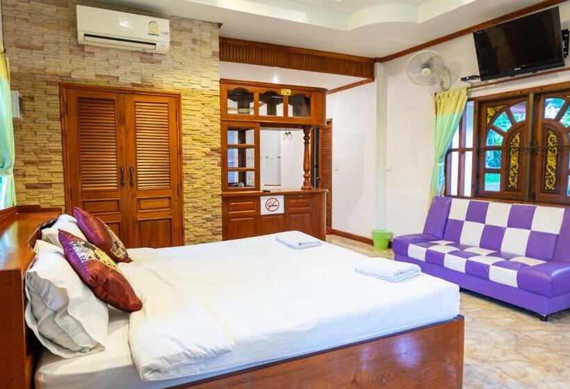 Отель Mont Goei Pai