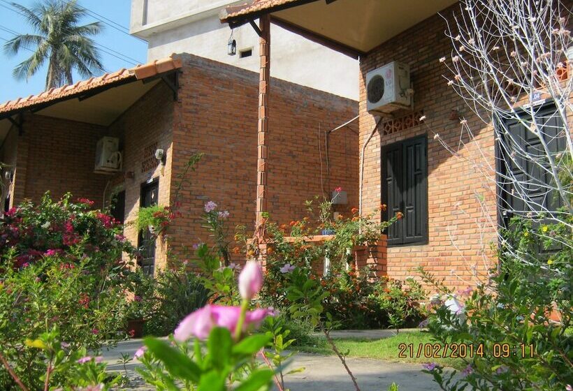 هتل Sea Winds Resort