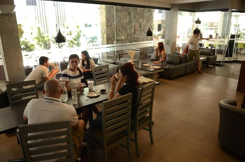 호텔 Sun City Suites