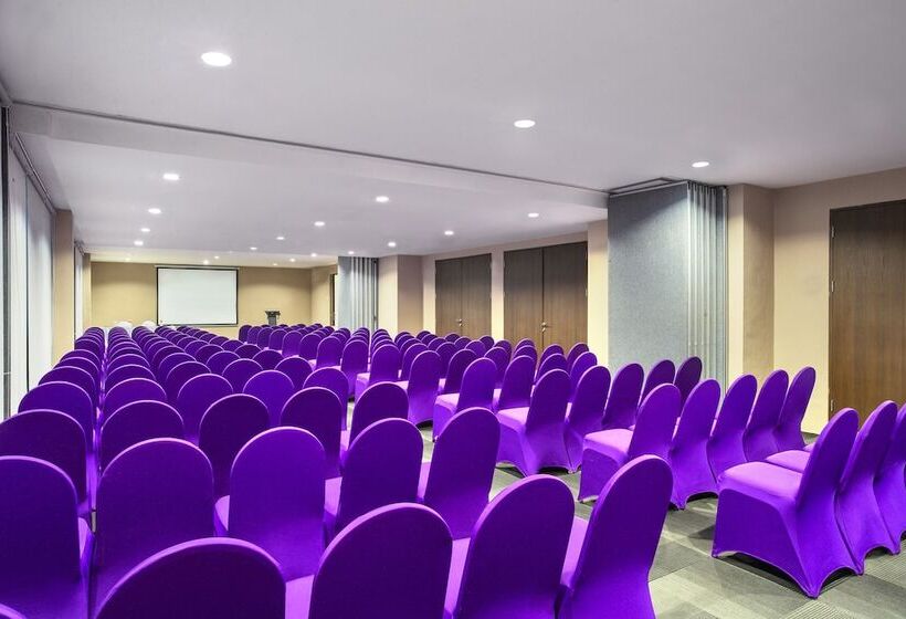 호텔 Swissbelinn Cibitung