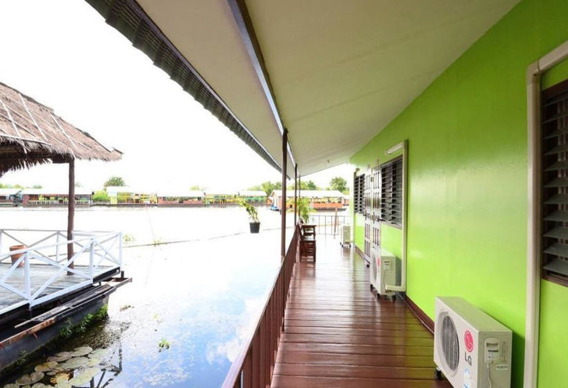 호텔 The Best Riverside Guesthouse