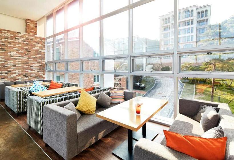 Hotel Thesoom Forest