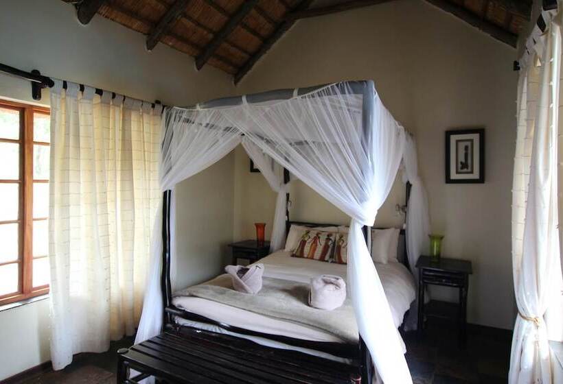 בית מלון כפרי Thornhill Safari Lodge