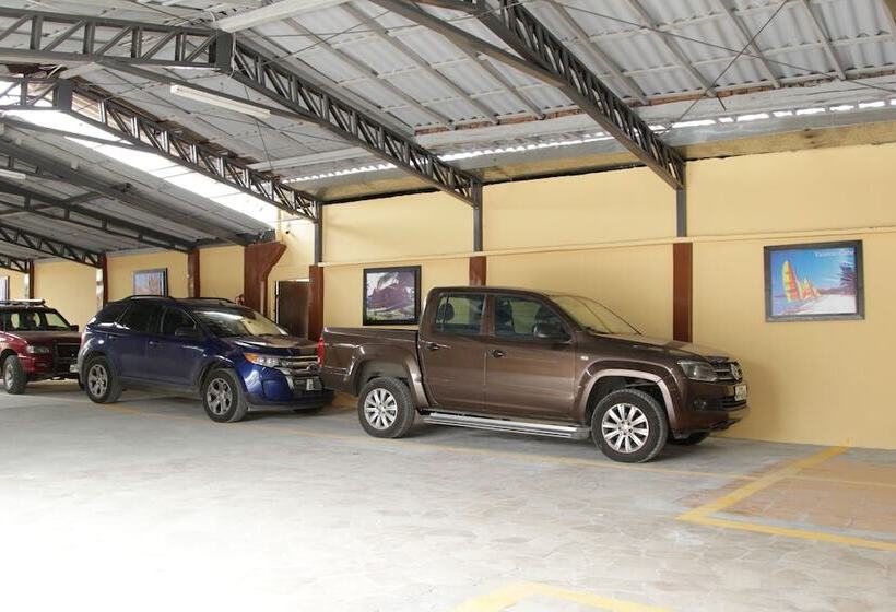 ホテル Varadero Internacional