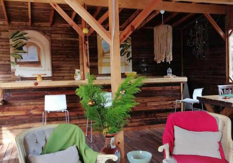 هتل Villa Pine Garden