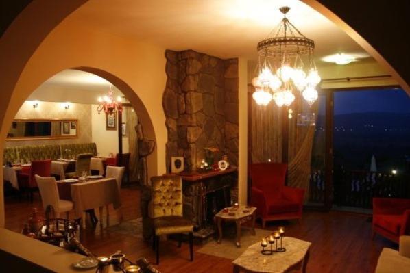 هتل Villa Pine Garden