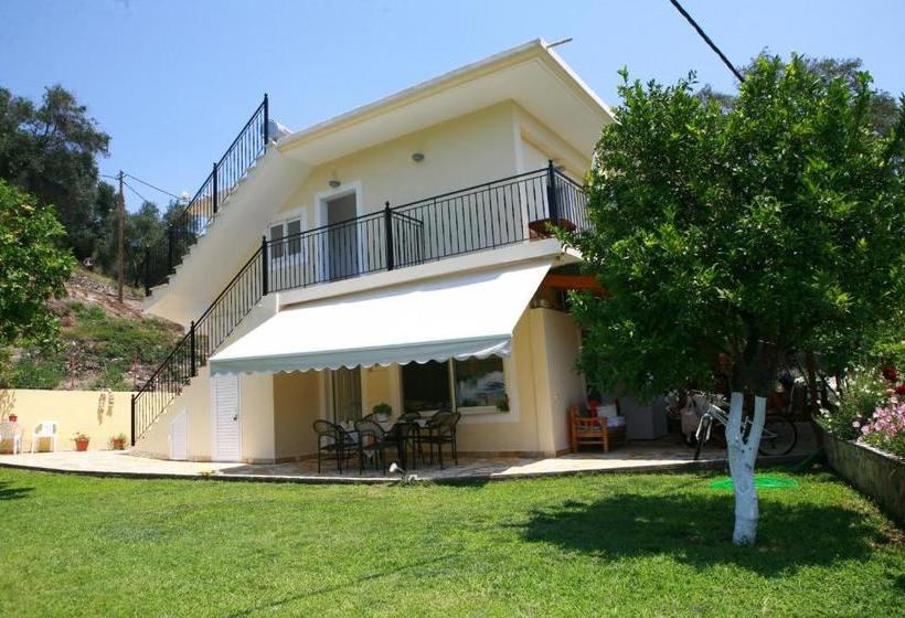 فندق Villa Tomas