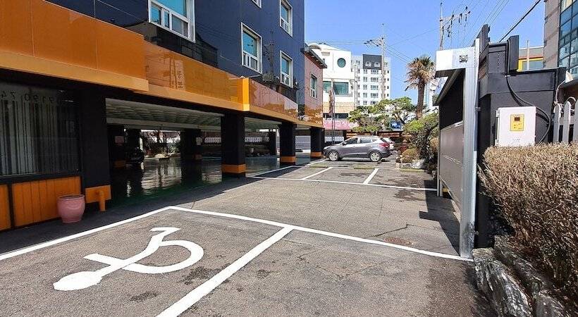 בית מלון כפרי Yangsan Show