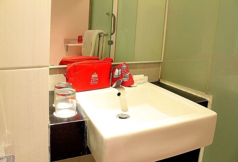 ホテル Zen Premium Setrawangi Raya