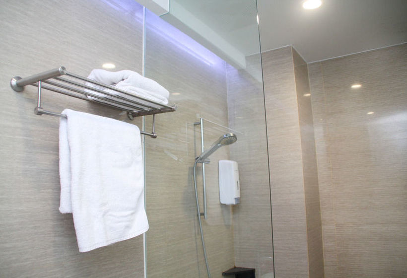 酒店 Zen Rooms Kusuma Bangsa