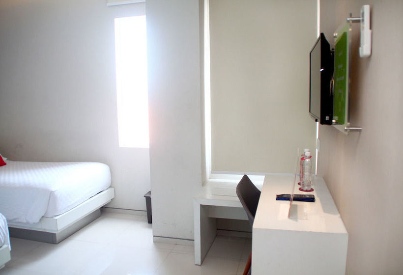 酒店 Zen Rooms Kusuma Bangsa