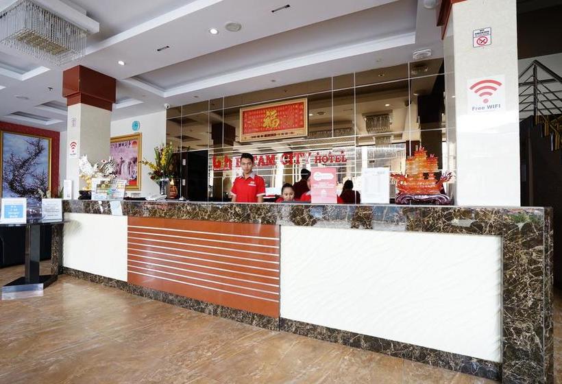 호텔 Zen Rooms Near Bcs Mall Penuin