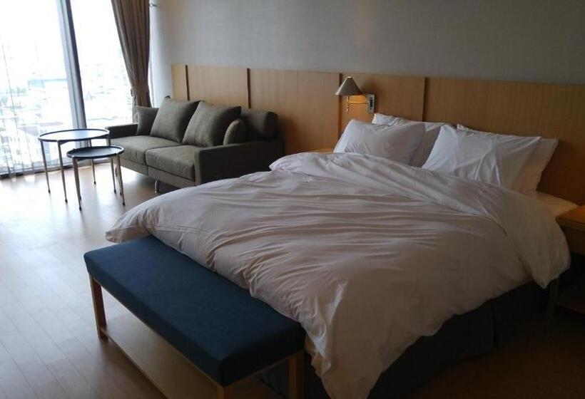 J Square Hotel And Wedding