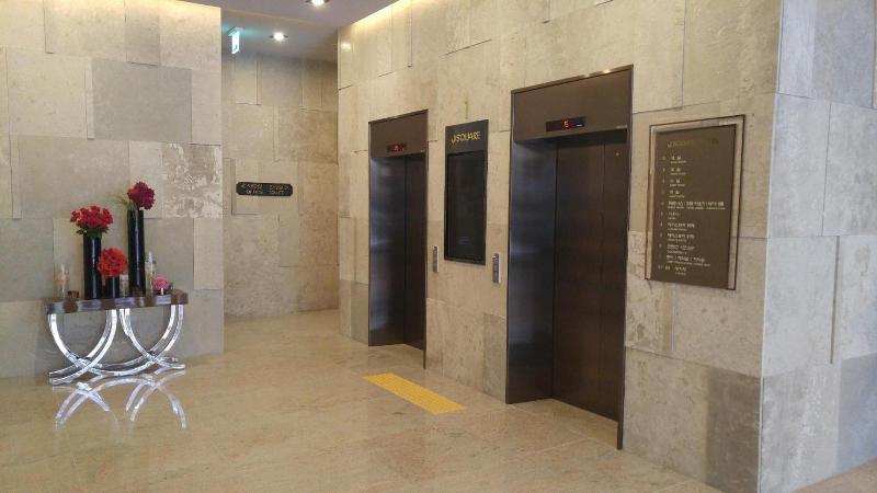 J Square Hotel And Wedding